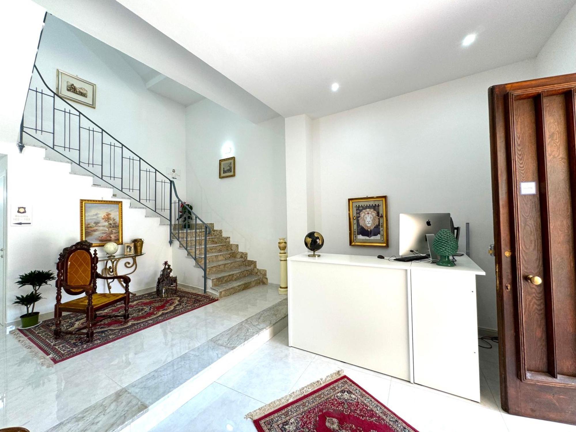 ホテル Casa Ferrante チーニジ エクステリア 写真