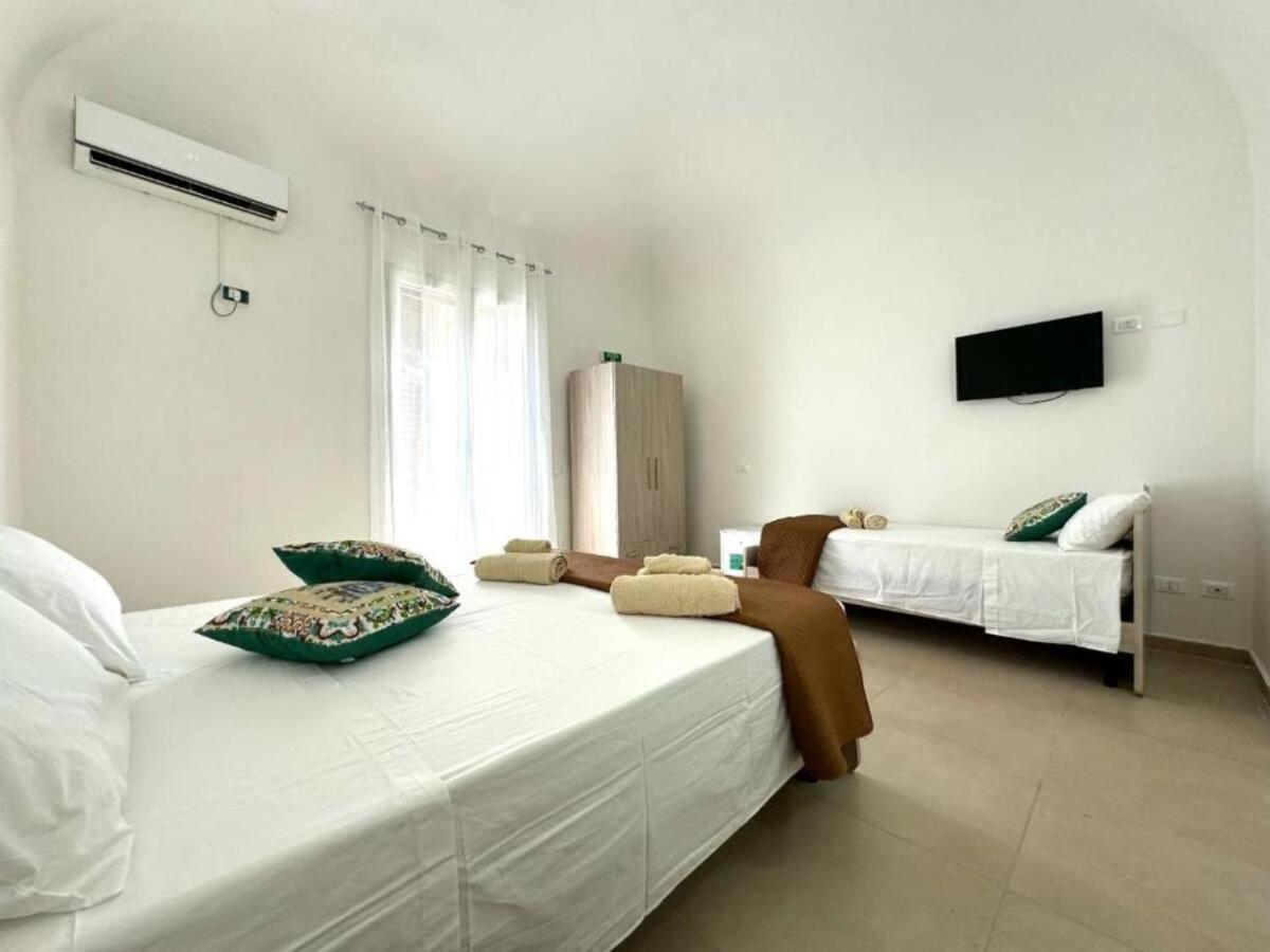 ホテル Casa Ferrante チーニジ エクステリア 写真